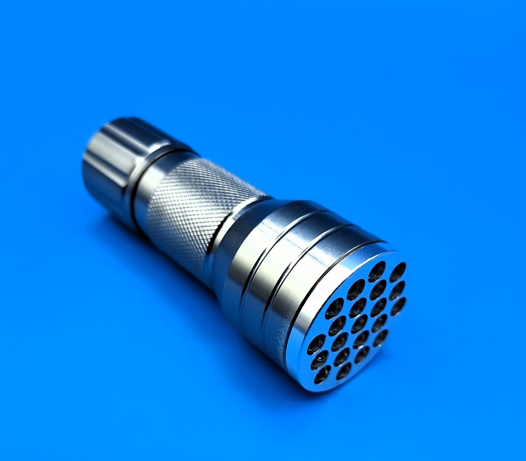 LINTERNA PORTÁTIL LED ANTICHISPAS - ALUMINIO